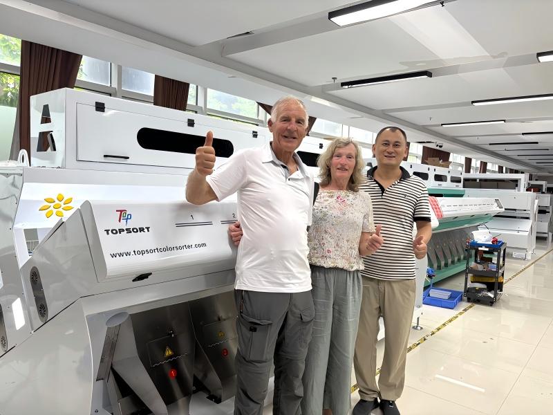 Welcome New Zealand Customers To Visit Our Factory.