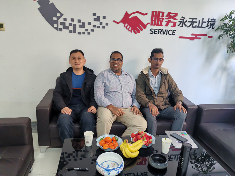 Welcome foreign guests visit TOPSORT factory